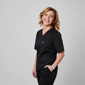 Денисенко Елена Сергеевна, стоматолог-терапевт