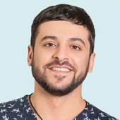 Геворкян Арман Каренович, стоматолог-хирург