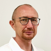 Маевский Тимур Юрьевич, травматолог-ортопед