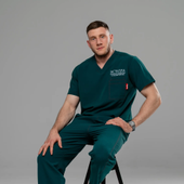 Кузменко Антон Олегович, пластический хирург