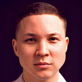 Дузмухамбетов Ринат Ситанович, врач-косметолог