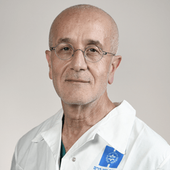 Изхар Узи, торакальный хирург