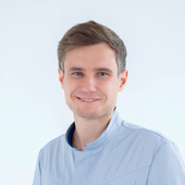 Свинухов Илья Александрович, стоматолог-терапевт
