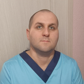 Малютин Вячеслав Геннадьевич, стоматолог-хирург