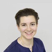 Юркова Снежана Игоревна, стоматолог-ортопед