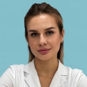 Липатова Александра Геннадьевна, стоматолог-терапевт