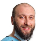 Алхулаев Курбан Мирзаевич, стоматолог-ортопед