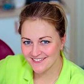 Мазуренко Надежда Вячеславовна, стоматолог-терапевт