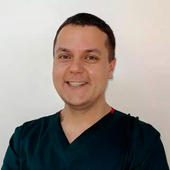Фасхутдинов Руслан Ильдусович, стоматолог-хирург