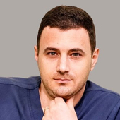 Гюльбекян Тигран Самвелович, стоматолог-ортопед