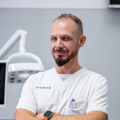 Козлов Алексей Константинович, стоматолог-терапевт