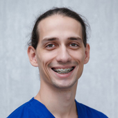 Савин Константин Сергеевич, стоматолог-хирург