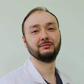 Арсланов Альберт Рустамович, хирург