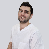 Курбанов Мурад Минкаилович, стоматолог-терапевт
