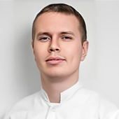 Валов Дмитрий Александрович, стоматолог-хирург