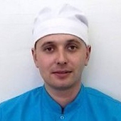 Морозов Роман Андреевич, стоматолог-терапевт