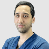 Манучарьянц Арутюн Артемович, стоматолог-хирург