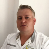 Олейниченко Константин Юрьевич, травматолог-ортопед