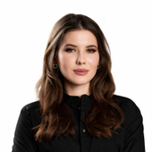 Дудова Анастасия Максимовна, стоматолог-хирург