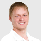 Кудряшов Максим Игоревич, ортопед