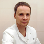 Холин Ярослав Петрович, врач-косметолог