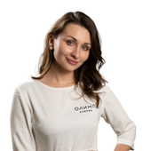 Дзюба Виктория Олеговна, врач-косметолог