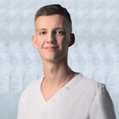 Тютюник Дмитрий Александрович, стоматолог-хирург