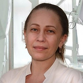 Захарян Анна Юрьевна, стоматолог-терапевт