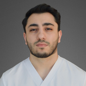 Юсифов Игбал Адалат Оглы, стоматолог-терапевт