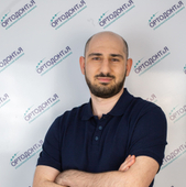 Тосунов Иванис Сергеевич, стоматолог-терапевт