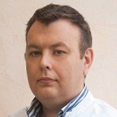 Устюгов Виталий Сергеевич, стоматолог-ортопед