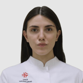 Мухамедьярова Алина Альбертовна, стоматолог-хирург