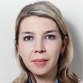 Чеснокова Елена Александровна, стоматолог-терапевт