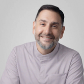 Мошир Амир Резаевич, имплантолог