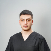 Абрамян Александр Вячеславович, стоматолог-ортопед