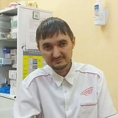 Асташенко Евгений Михайлович, стоматолог-терапевт