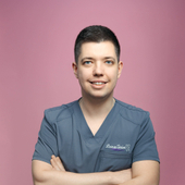 Алешин Артем Андреевич, стоматолог-ортопед