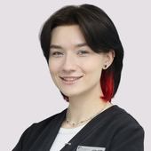 Пчелинцева Екатерина Михайловна, стоматолог-терапевт