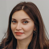 Астежева Екатерина Юрьевна, стоматолог-терапевт