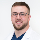 Арман Олег Павлович, стоматолог-ортопед