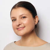 Ландинова Елена Владимировна, стоматолог-терапевт