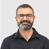 Симонян Эдуард Робертович, стоматолог-ортопед