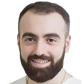 Давоян Каро Норикович, стоматолог-терапевт