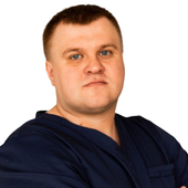 Хлябичев Андрей Олегович, стоматолог-хирург