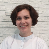 Еникеева Ксения Вячеславовна, стоматолог-терапевт