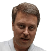 Колий Эдуард Анатольевич, стоматолог-терапевт