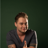 Искра Кирилл Андреевич, массажист