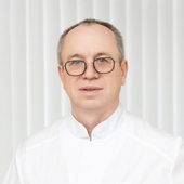 Ефремов Олег Владимирович, стоматолог-хирург