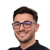 Алиев Аликпер Ильгар Оглы, стоматолог-терапевт