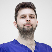 Озеров Владислав Геннадьевич, невролог